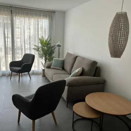 Apartmán El Centre, 3 Habitacions, 2 Banys I Cuina