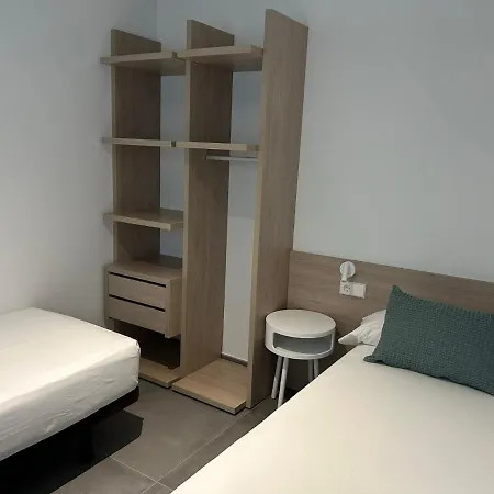 El Centre, 3 Habitacions, 2 Banys I Cuina *