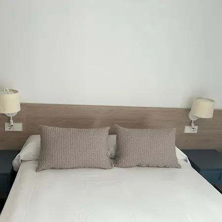 El Centre, 3 Habitacions, 2 Banys I Cuina *