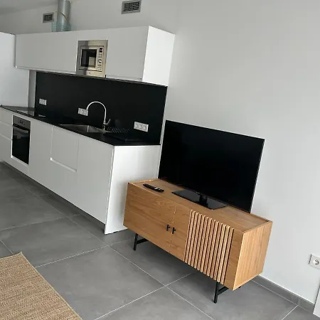 El Centre, 3 Habitacions, 2 Banys I Cuina *